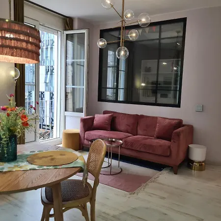 Dos Torres Arte En Balcones - Calle Alfonso I *