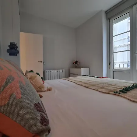 Dos Torres Arte En Balcones - Calle Alfonso I Daire *