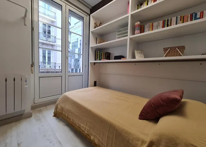 Dos Torres Arte En Balcones - Calle Alfonso I Appartement *