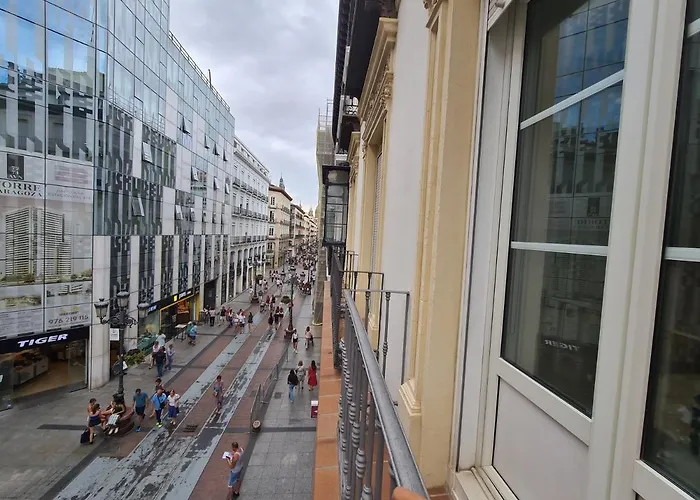 Apartman Dos Torres Arte En Balcones - Calle Alfonso I