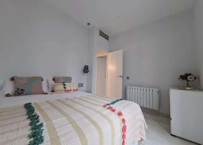 Apartman Dos Torres Arte En Balcones - Calle Alfonso I